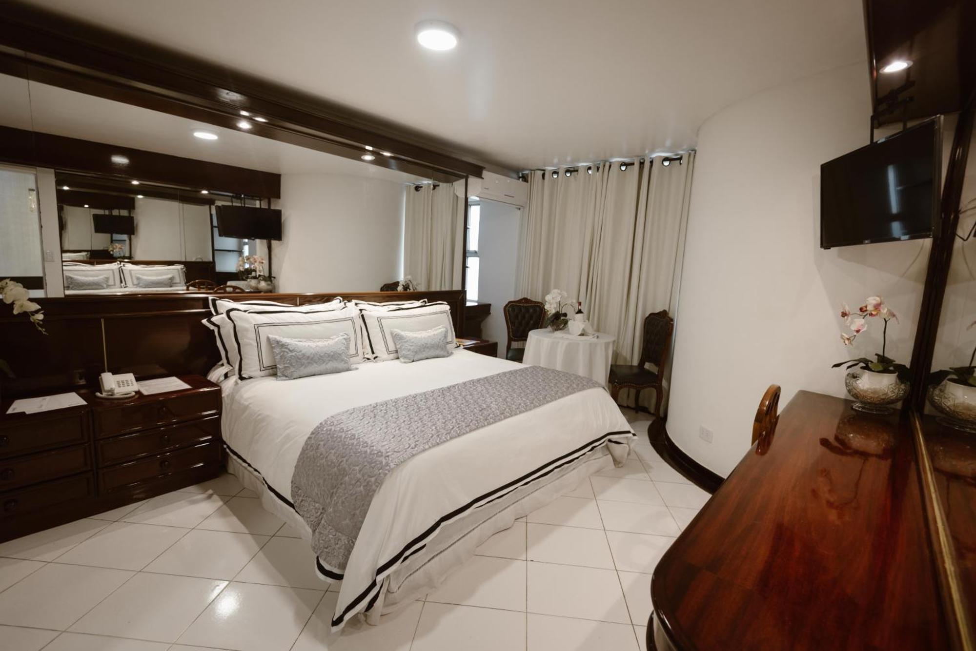 Hotel Arenal Санта-Крус-де-ла-Сьерра Экстерьер фото