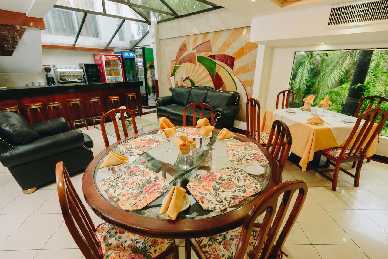 Hotel Arenal Санта-Крус-де-ла-Сьерра Экстерьер фото